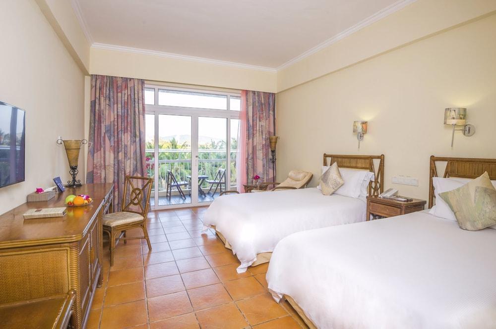 Golden Palm Resort Санья Экстерьер фото