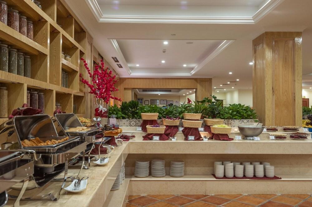 Golden Palm Resort Санья Экстерьер фото