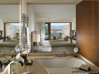 Golden Palm Resort Санья Экстерьер фото