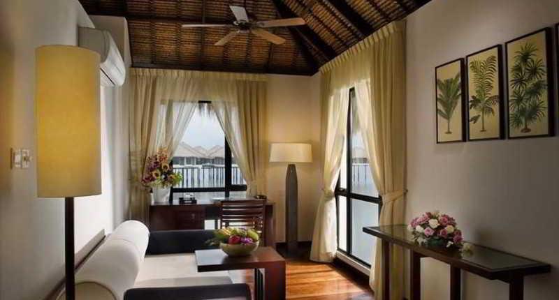 Golden Palm Resort Санья Экстерьер фото
